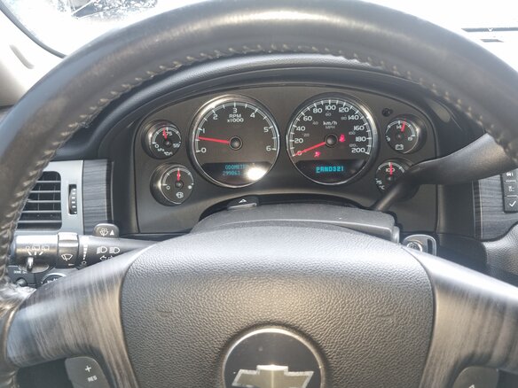 2008 Chevrolet Tahoe III, серый, 1300000 рублей - вид 7