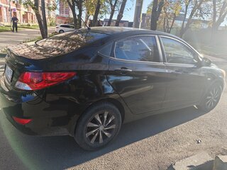 2011 Hyundai Solaris I, чёрный, 720000 рублей, вид 2