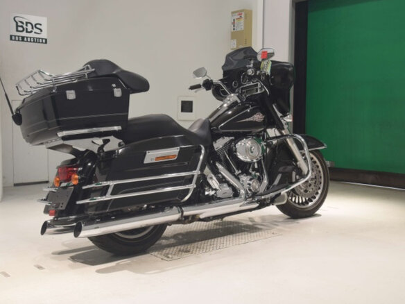 2010 Harley-Davidson Electra Glide, чёрный, 580000 рублей - вид 4