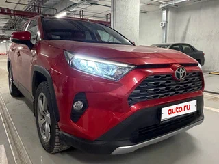 2021 Toyota RAV4 V (XA50), красный, 3500000 рублей, вид 4