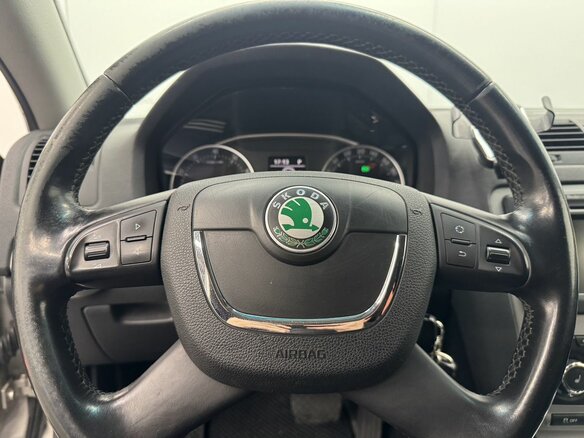 2012 Skoda Octavia II (A5) Рестайлинг, бежевый, 880000 рублей - вид 13