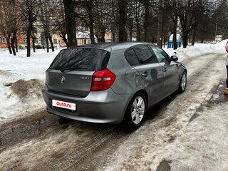 2009 BMW 1 серии 120i I (E81/E82/E87/E88) Рестайлинг, серый, 700000 рублей, вид 4