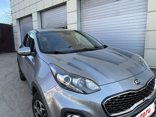 2021 Kia Sportage IV Рестайлинг, серебристый, 2550000 рублей, вид 2
