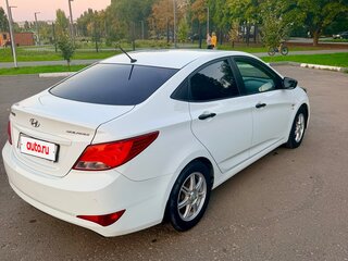 2015 Hyundai Solaris I Рестайлинг, белый, 1200000 рублей, вид 4