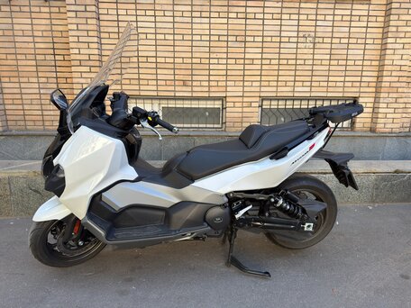 2022 Sym Maxsym TL 500, белый, 560000 рублей, вид 2