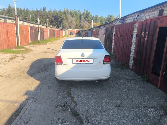 2013 Volkswagen Polo V, белый - вид 1