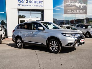 2019 Mitsubishi Outlander III Рестайлинг 3, серебристый, 2125000 рублей, вид 5