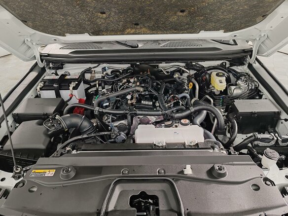 2025 Toyota Land Cruiser Prado 250 Series, белый - вид 17