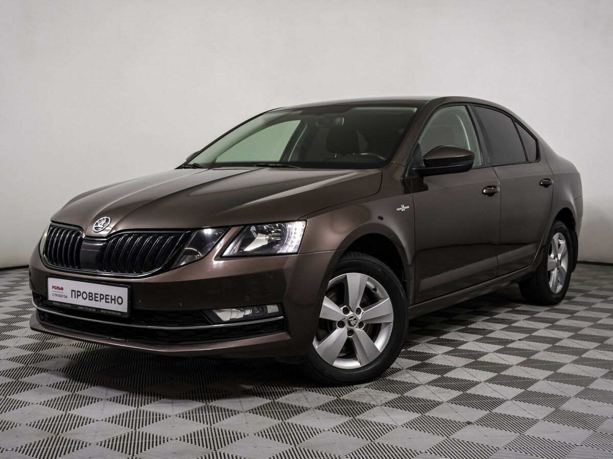Открыть фотографии: Skoda Octavia III (A7) Рестайлинг