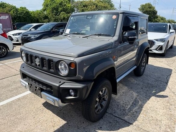 2021 Suzuki Jimny Sierra IV, серый, 1339008 рублей