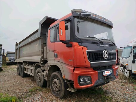 2024 Shacman (Shaanxi) SX3318, красный, 5300000 рублей, вид 2