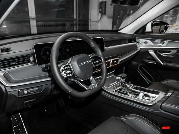 2026 Jetour X70+ I Рестайлинг, белый, 3099000 рублей - вид 6