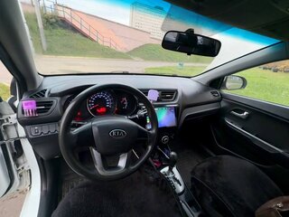 2012 Kia Rio III, белый, 700000 рублей, вид 5