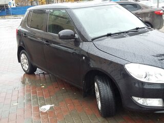 2014 Skoda Fabia II Рестайлинг, чёрный, 640000 рублей, вид 2
