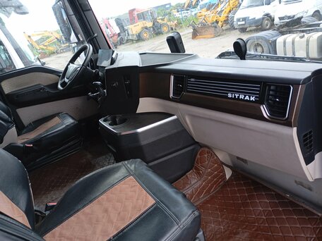 2023 Sinotruk Sitrak C7H, красный, 4389000 рублей, вид 5