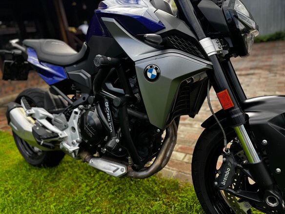2021 BMW F 900 R, синий, 750000 рублей - вид 3