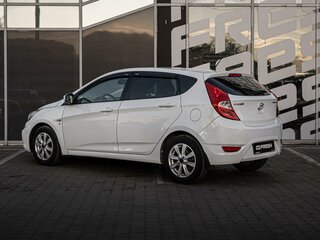 2014 Hyundai Solaris I, белый, 885000 рублей, вид 2