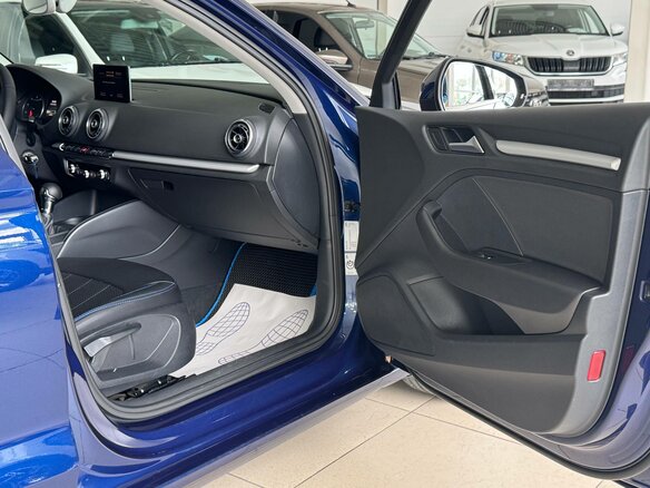 2014 Audi A3 III (8V), синий, 1295000 рублей - вид 21