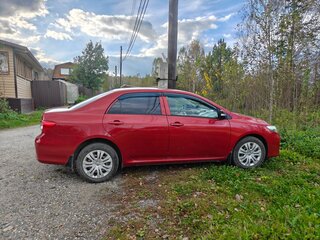 2010 Toyota Corolla X (E140, E150) Рестайлинг, пурпурный, 1050000 рублей, вид 3