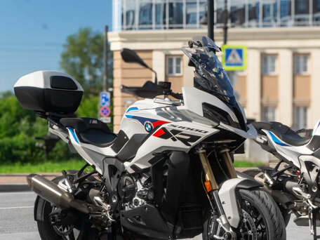 2024 BMW S 1000 XR, белый, 2700000 рублей, вид 1