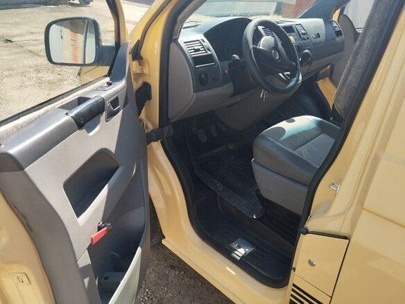 2008 Volkswagen Transporter T5, золотистый, 878000 рублей - вид 8