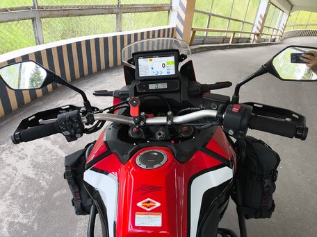 2021 Honda CRF 1100L Africa Twin, красный, 1580000 рублей, вид 4