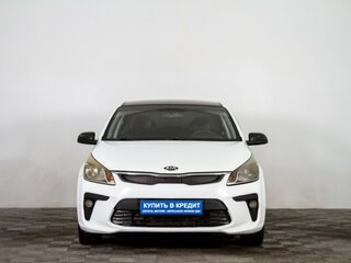 2017 Kia Rio IV, белый, 869000 рублей, вид 2