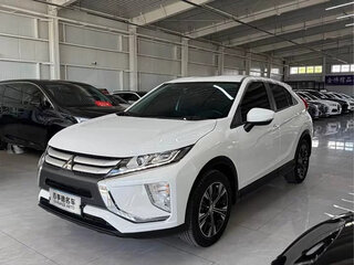 2023 Mitsubishi Eclipse Cross I Рестайлинг, белый, 1950700 рублей, вид 1