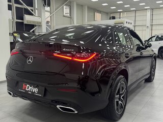 2025 Mercedes-Benz GLC Coupe 260 II (C254), чёрный, 8299000 рублей, вид 4