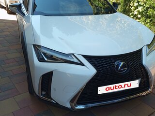 2019 Lexus UX 250h I, белый, 3360000 рублей, вид 1