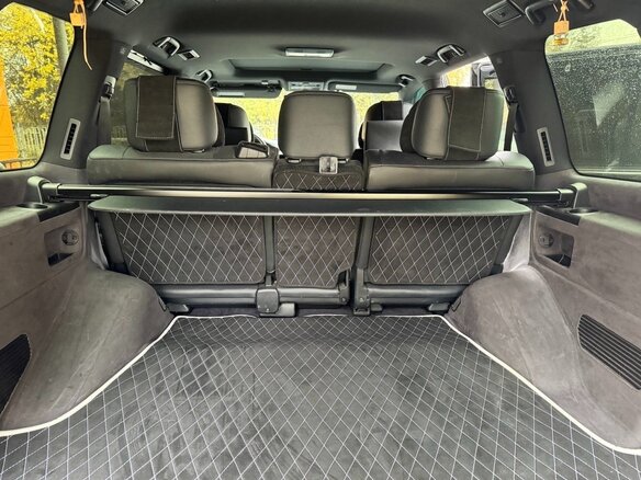 2018 Lexus LX 570 III Рестайлинг 2, чёрный, 9999999 рублей - вид 15