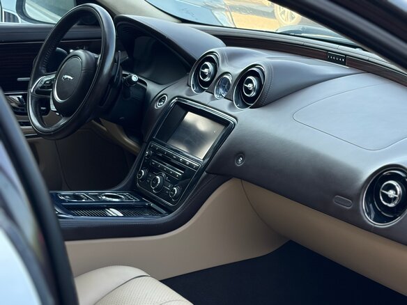 2010 Jaguar XJ Long IV (X351), коричневый - вид 4