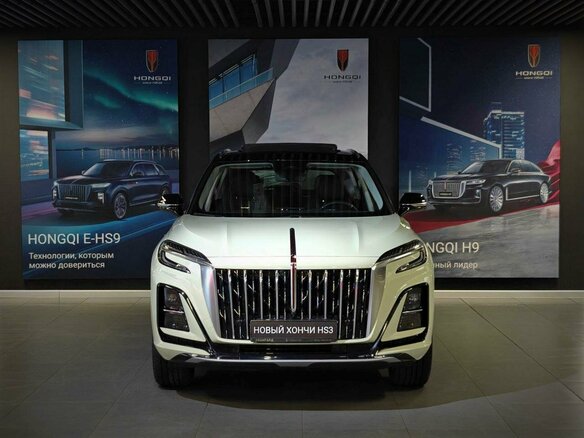 2025 Hongqi HS3, зелёный, 3260000 рублей - вид 1