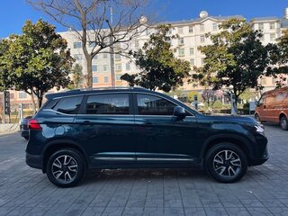 2022 Forthing T5 I Рестайлинг, чёрный, 1240000 рублей, вид 3
