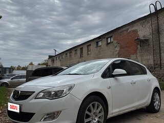 2011 Opel Astra J, белый, 630000 рублей, вид 1