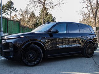 2024 Li Auto (Lixiang) L9 52.3 kWh I Рестайлинг, чёрный, 8000000 рублей, вид 2