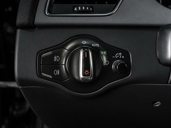 2010 Audi A4 IV (B8), чёрный, 969000 рублей - вид 16