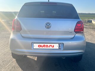 2014 Volkswagen Polo V, серебристый, 760000 рублей, вид 3