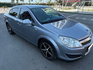 2009 Opel Astra H Рестайлинг, серебристый, 603000 рублей, вид 3