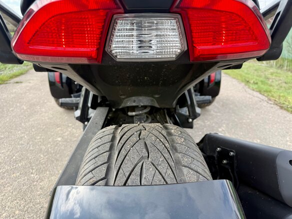 2018 BRP Can-Am Spyder, чёрный, 1550000 рублей - вид 15