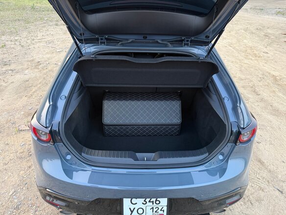 2019 Mazda 3 IV (BP), серый, 1600000 рублей - вид 24