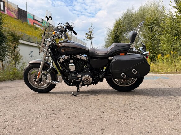2013 Harley-Davidson Sportster 1200, коричневый, 850000 рублей