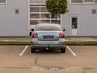 2007 Toyota Avensis II Рестайлинг, серебристый, 795000 рублей, вид 5