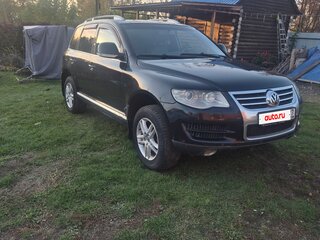2008 Volkswagen Touareg I Рестайлинг, чёрный, 1259999 рублей, вид 3