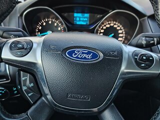 2012 Ford Focus III, коричневый, 930000 рублей, вид 3