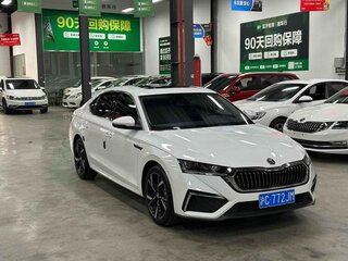 2023 Skoda Octavia IV (A8), белый, 2170000 рублей, вид 2