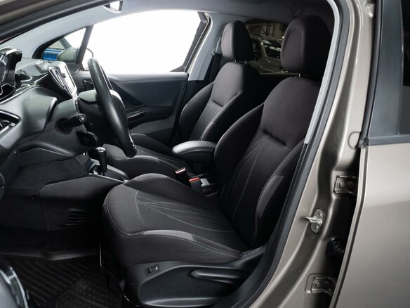 2013 Peugeot 208 I, бежевый - вид 9