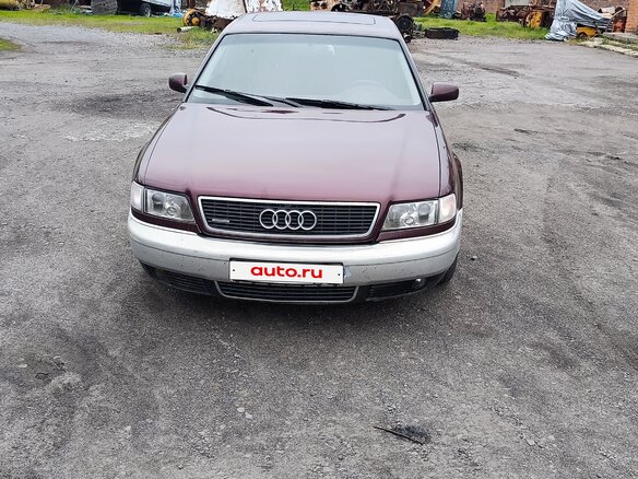 1994 Audi A8 I (D2), красный, 420000 рублей
