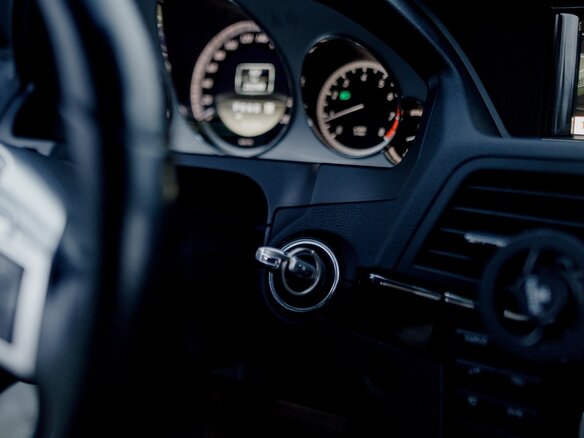 2012 Mercedes-Benz E-Класс 200 7G-Tronic IV (W212, S212, C207), белый, 1399000 рублей - вид 18