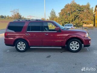 2005 Lincoln Navigator 6-speed II, красный, 700000 рублей, вид 2